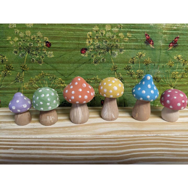 Red Mitten - Wholesale Decorative Tabletop Object - Hand painted Mushrooms/Toadstools for Gnome Fairy Gardens1