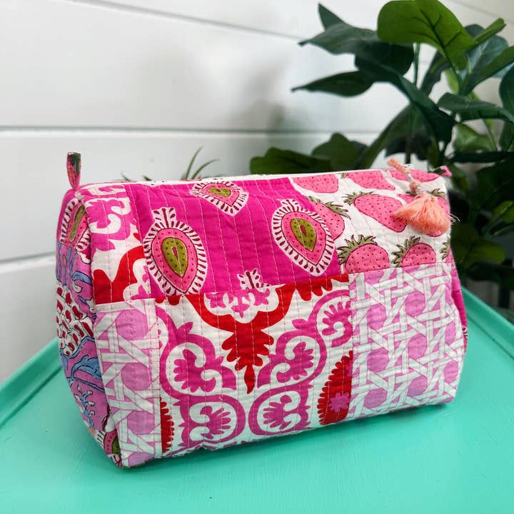 Folklore Couture - Wholesale Makeup/Cosmetic Bag - Quilted Makeup Travel Cosmetics Toiletry Bag Pink Patchwork