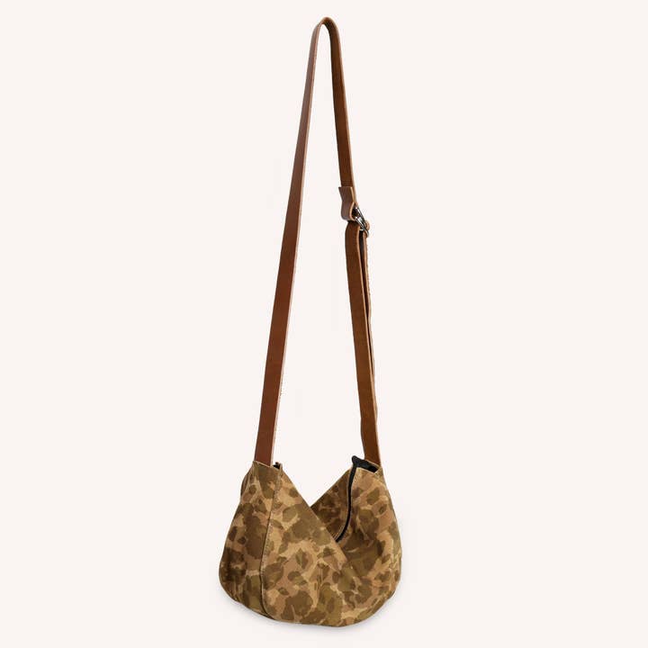 Plume M Skuldertaske i Genanvendt Læder. for engroshandel hos Bandit Manchot