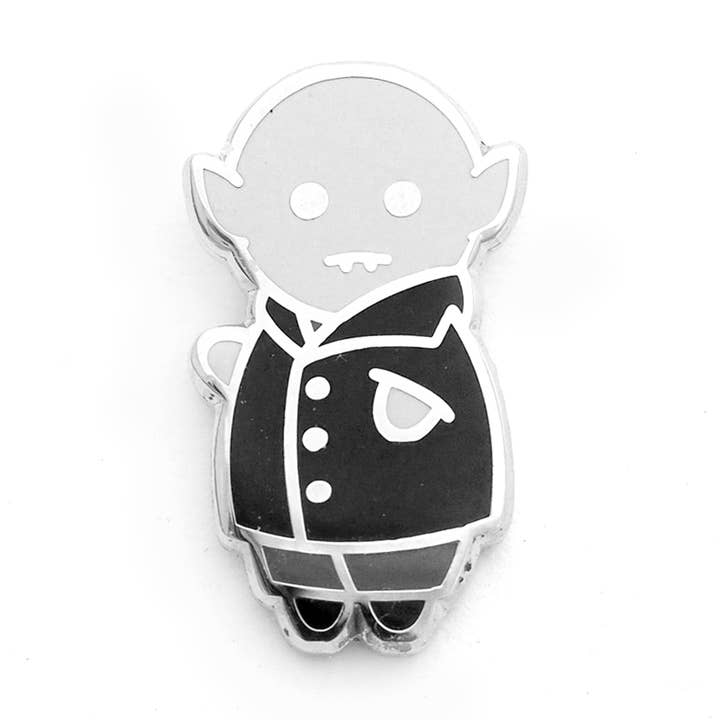 Mythique Minis - Broche Nosferatu pour la vente par Shoal