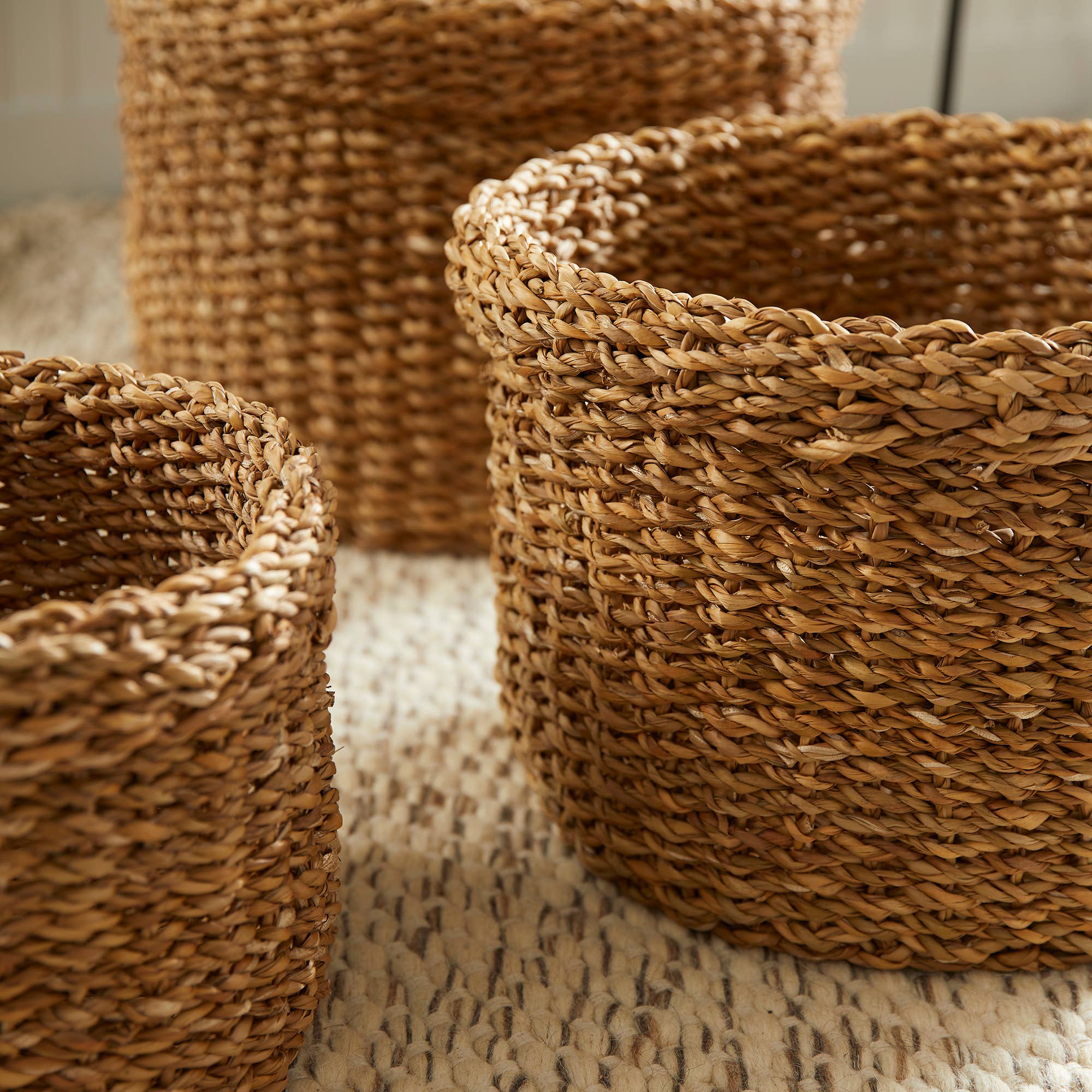 Napa Home & Garden - Wholesale Basket - Seagrass Round Baskets With Cuffs, Set of 33
