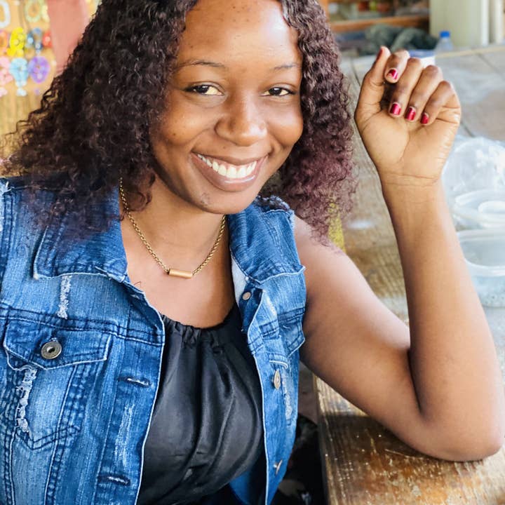 Collier en cuivre Naisa pour la vente par Haiti Fair Trade- Papillon Marketplace