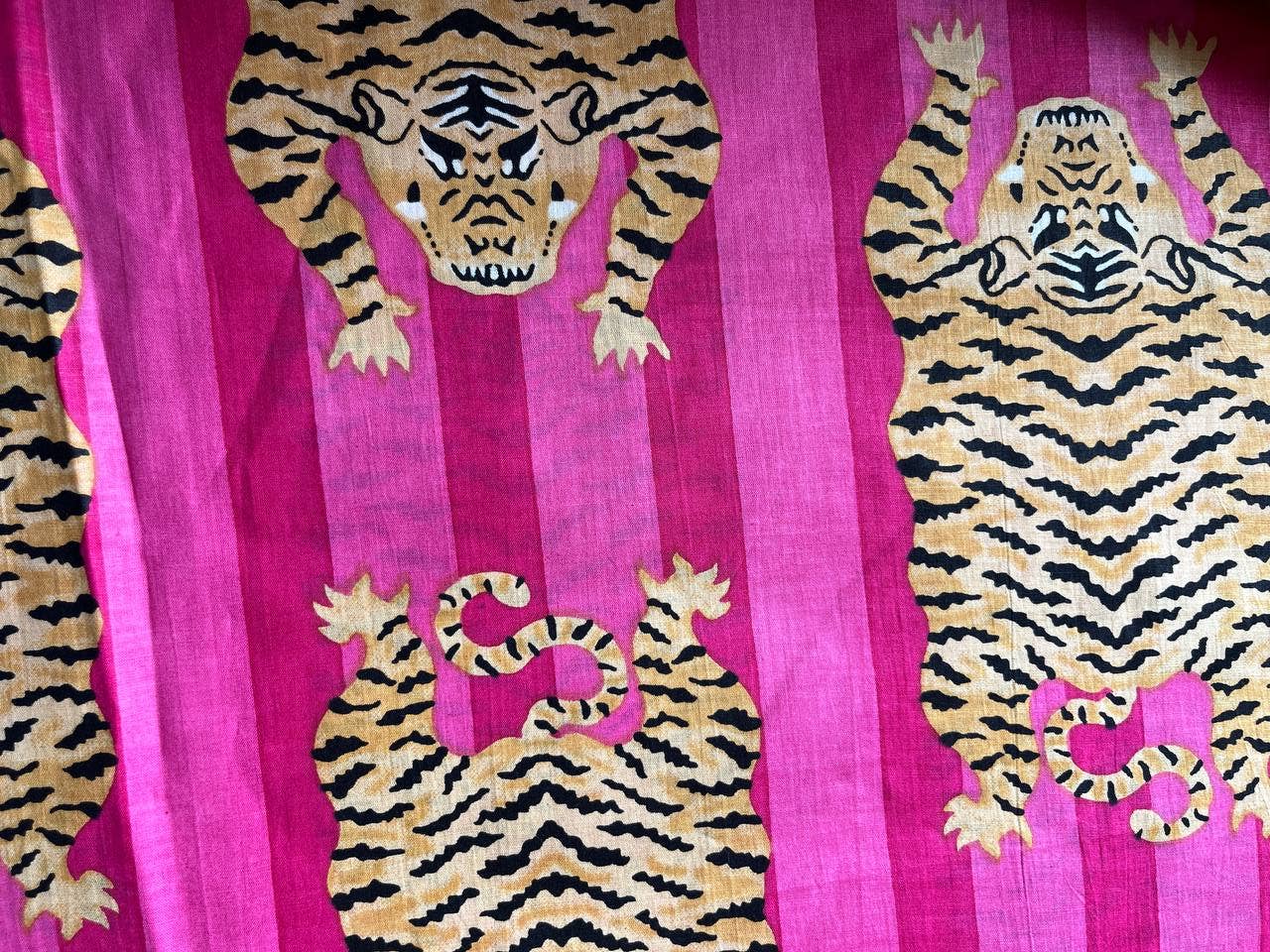 Bhawana Handicrafts – Großhandel Textilfarbe – Stoffvorhänge mit Tigerdruck, Taschen, Stoff zur Herstellung von Kleidern, Stoff 3