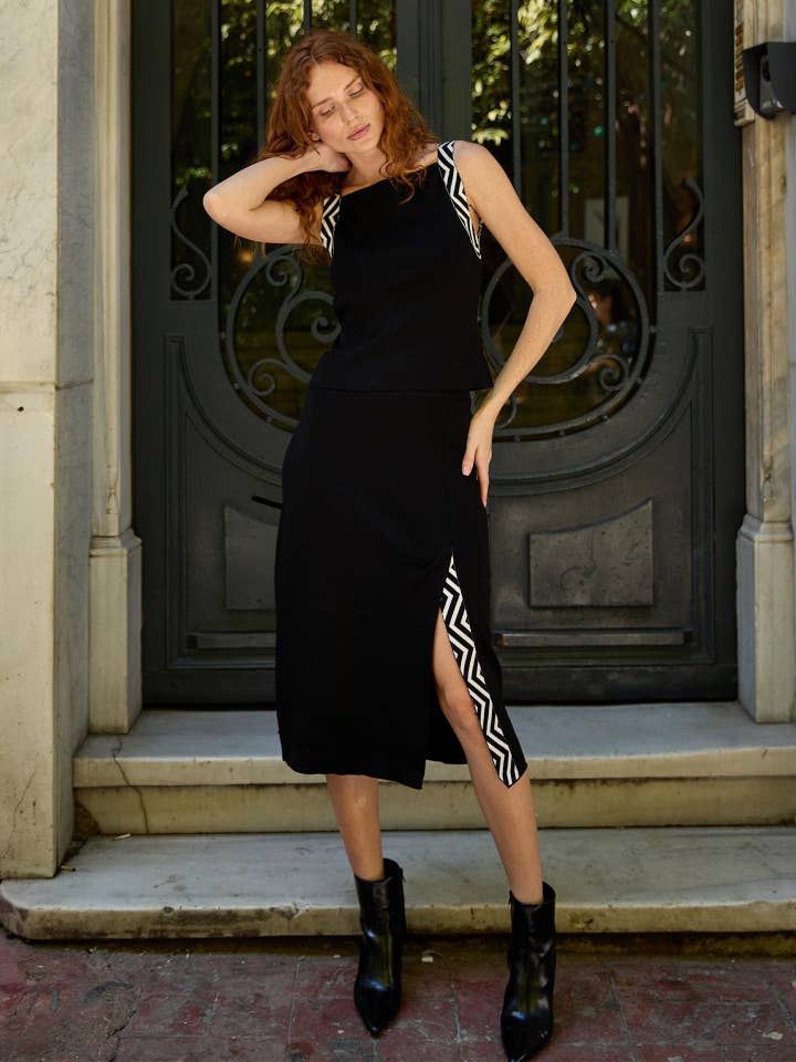 Blusen-Rock-Set mit Strickmuster und Musterdetail Schwarz für den Großhandel von JUSTE