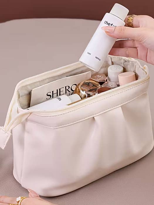 ( B064 ) BOLSO DE MANO CON CREMALLERA O NECESER DE MAQUILLAJE para venta al por mayor de Jewelry Max