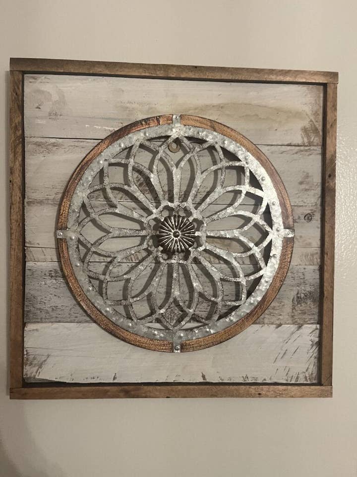 Metallcirkel blomma 3 för wholesale av Rae Ray's Decor & More