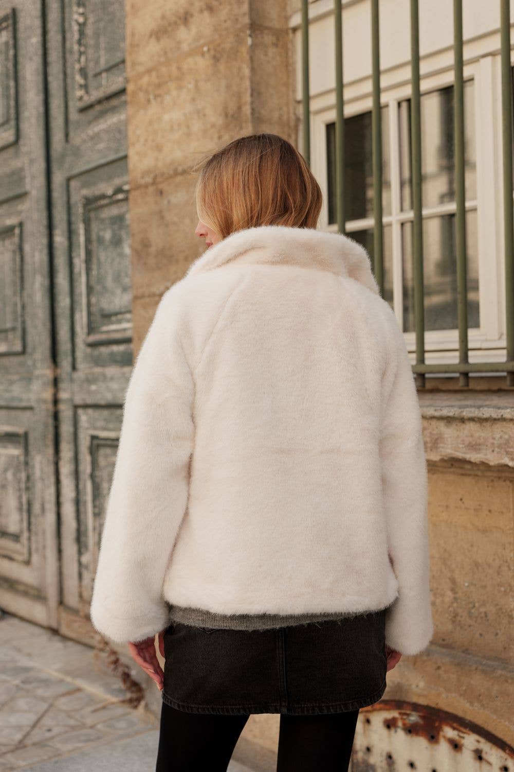 Attrait Paris - Wholesale Jacket - Women's - Jacket with faux fur collar15