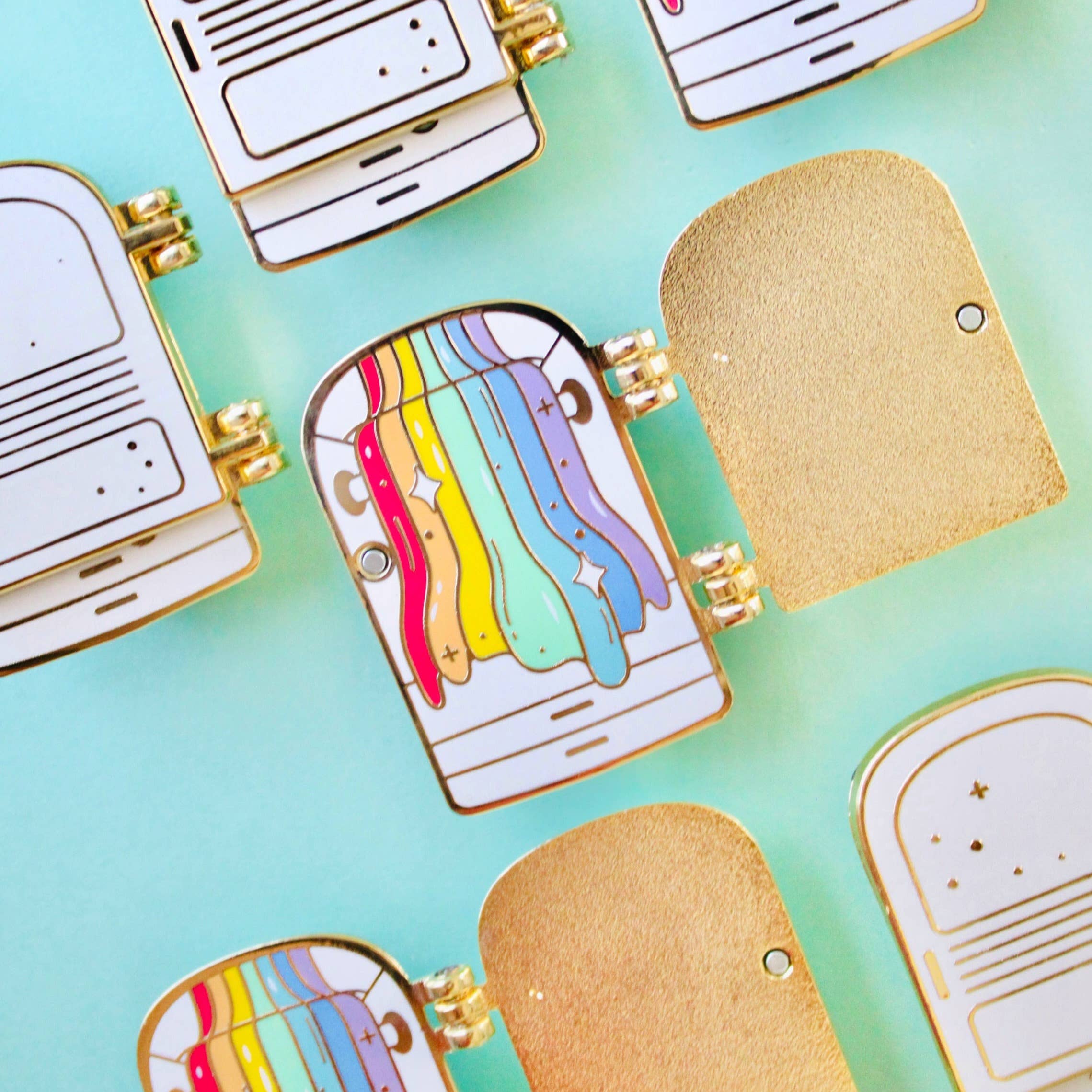 Occasionalish - Vendita all'ingrosso Spilla da bavero - Spilla smaltata arcobaleno armadio, pin interattivo1