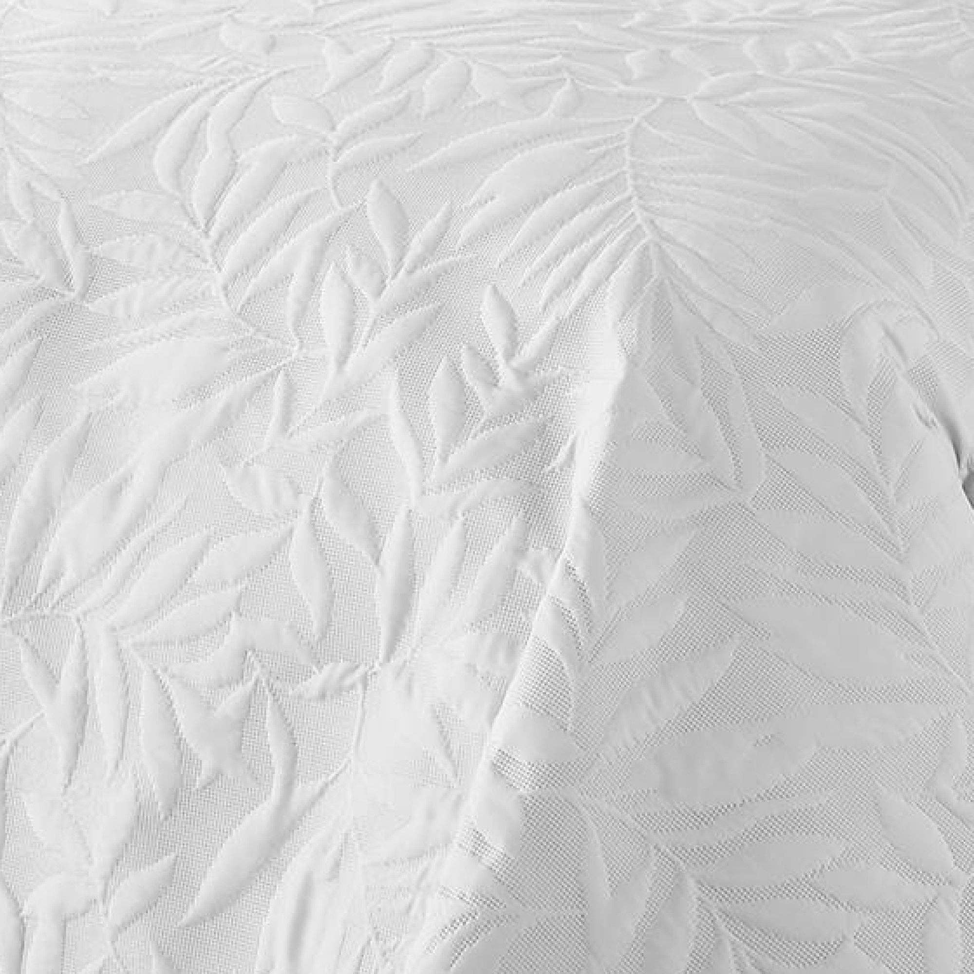 UW Home – wholesale Bedding blanket – Luana Bedspread by Serene in White 230cm X 200cm2