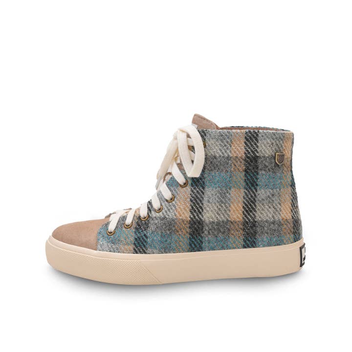 Islander - Wholesale Lifestyle Sneakers - Women's - The Blair