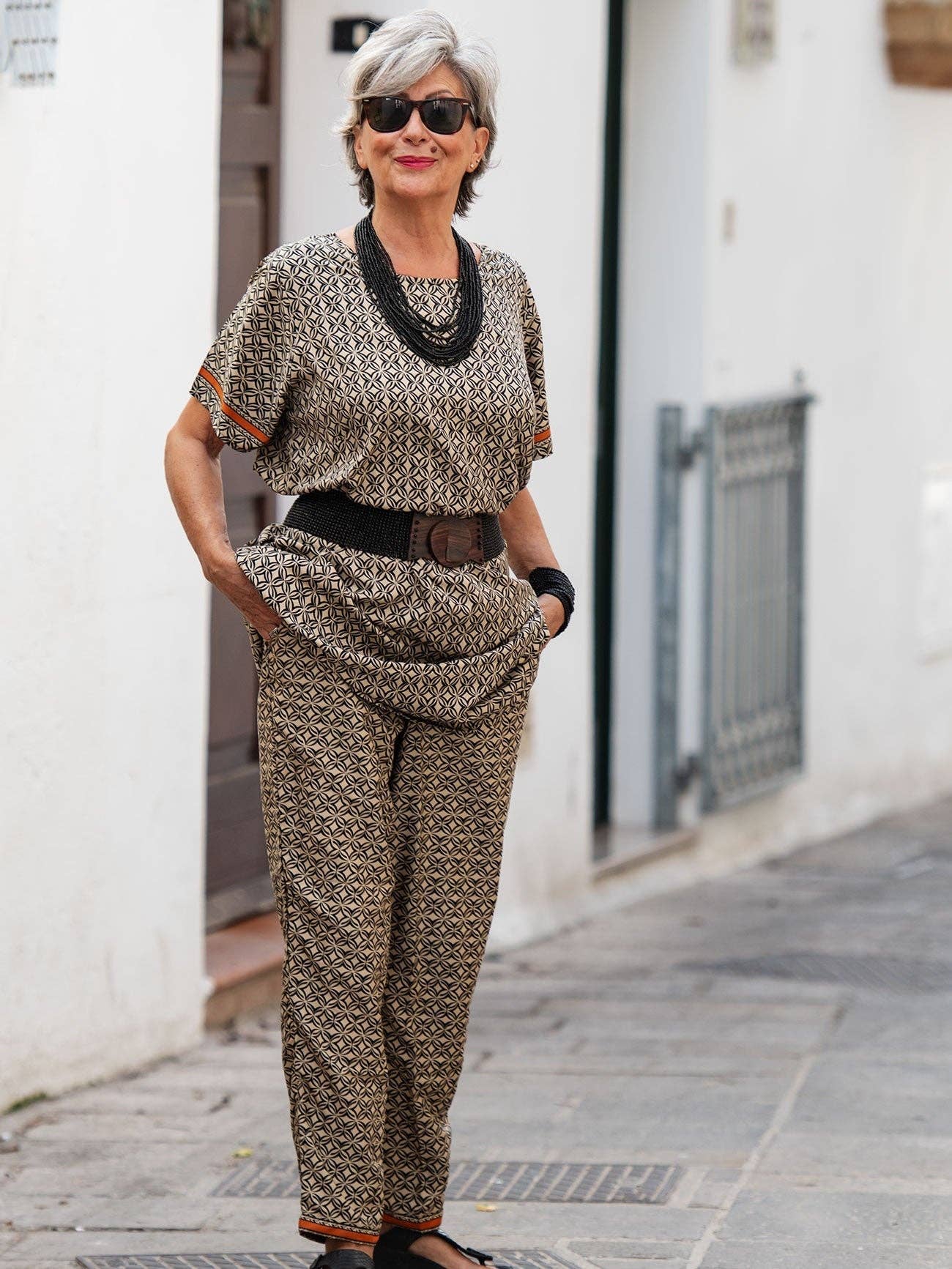 Bijondo - Venta al por mayor Cinturón - Mujer - Cinturón elástico hecho a mano en Bali con cuentas de vidrio y madera Emma12