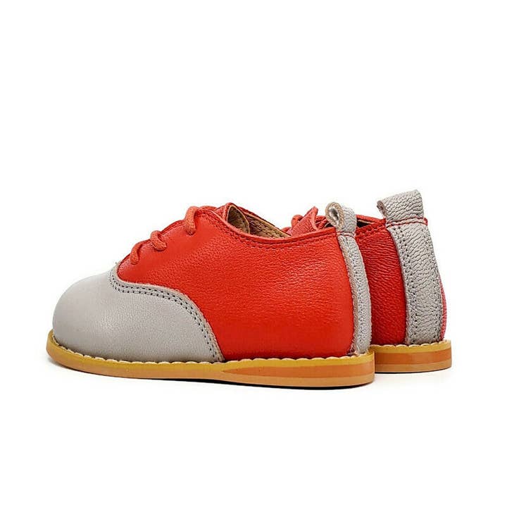 Bas Oxford Vintage - Rouge/Gris pour la vente par Tippy Tot Shoes
