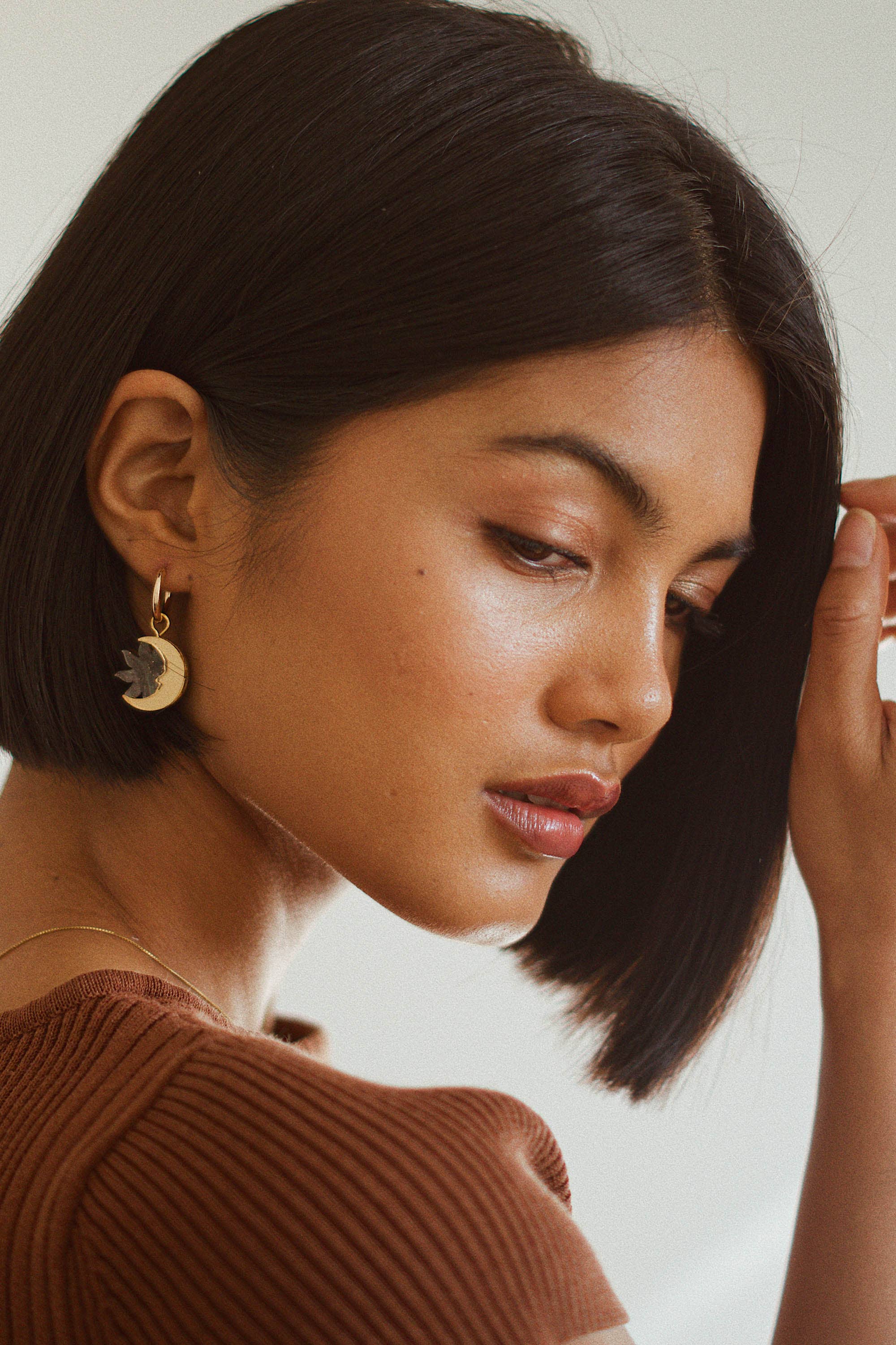 Pepper You - Wholesale Hoop Earrings - Daydream Sun & Moon Hoop Earrings in Smoke Marble & Gold2