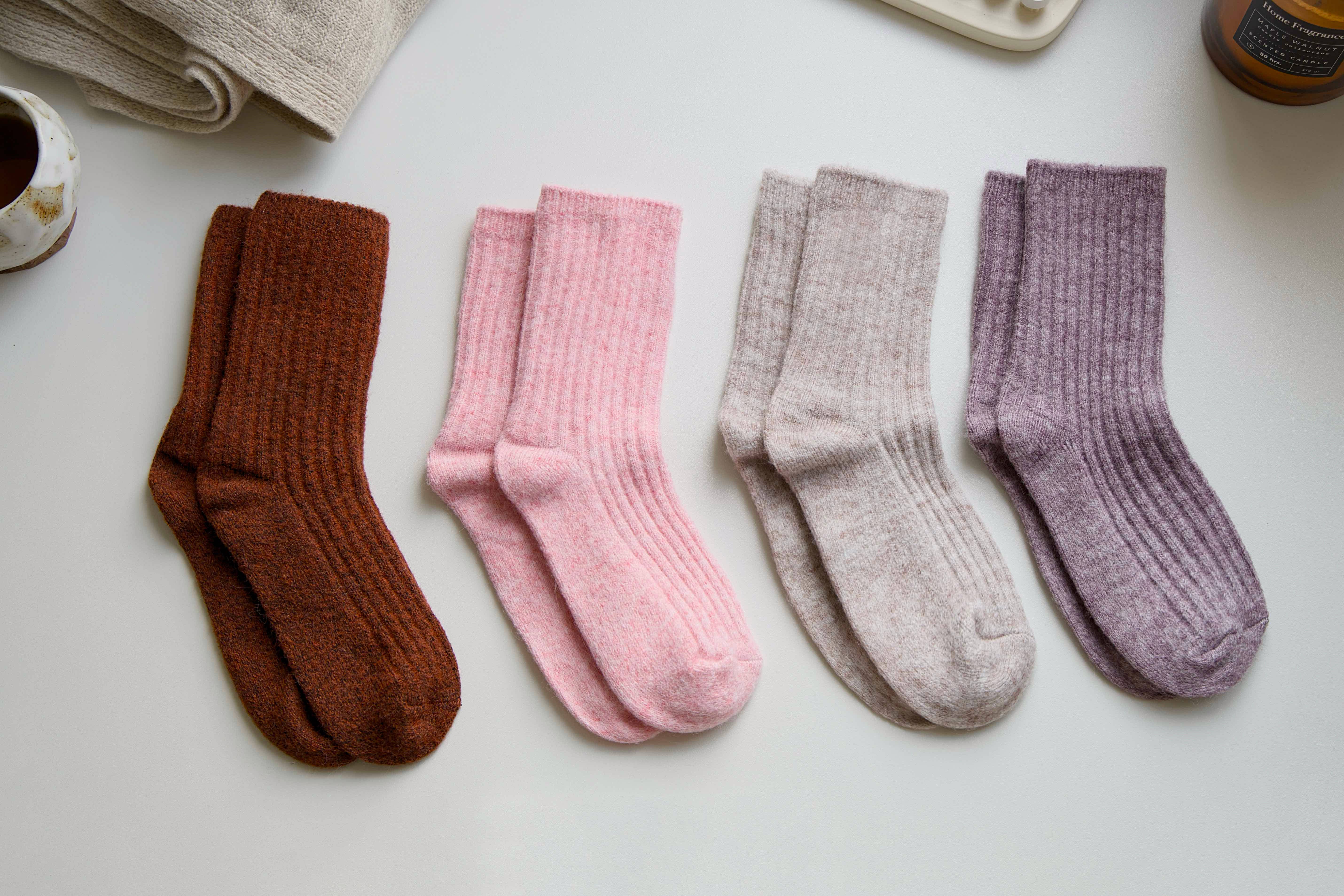 Happy Knits – wholesale Socks – Women's – Women’s Classic Wool Crew Socks – Cosy Snug Winter Fit9