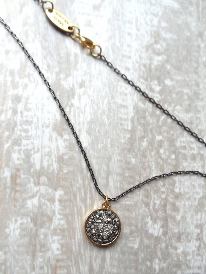 NEC-1157 Round for wholesale by Marly Moretti