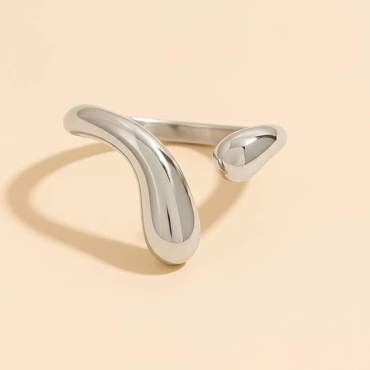 Silver Liora Ring 18K Gold Waterproof Modern Anti Tarnish for wholesale by Gold Lunar