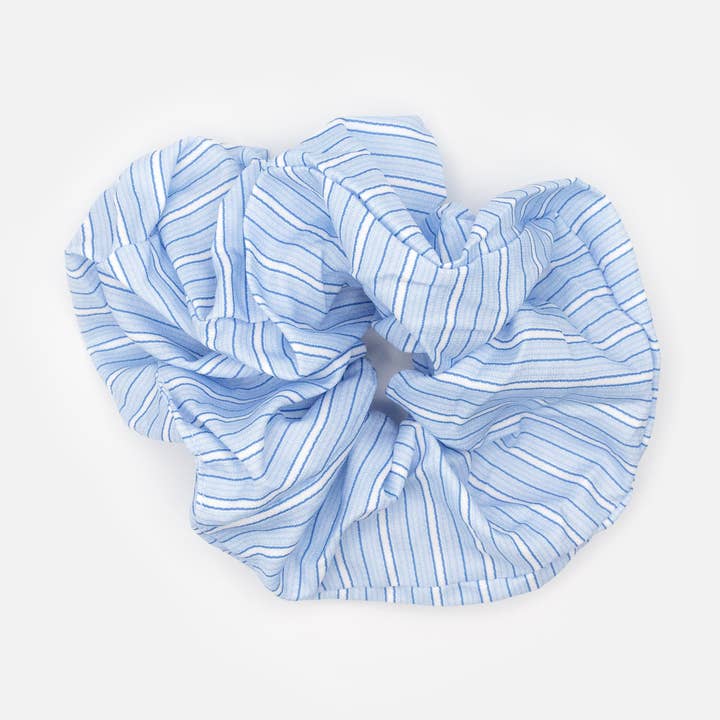Witte & blauwe strepen grote scrunchie - HA253E050BL voor wholesale door Bizou