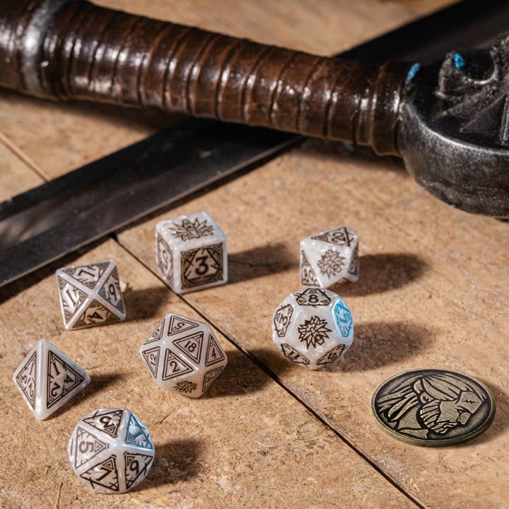 Cardshouse - Wholesale Dice - The Witcher Geralt Dice Set Pearl And Brown2