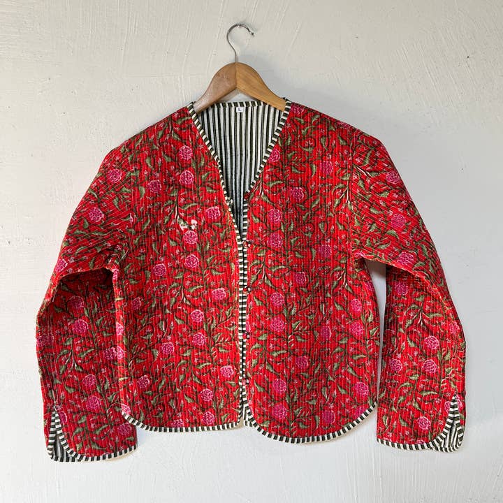 Giacca trapuntata reversibile in cotone Fleuria per la vendita all'ingrosso da parte di Ayras World