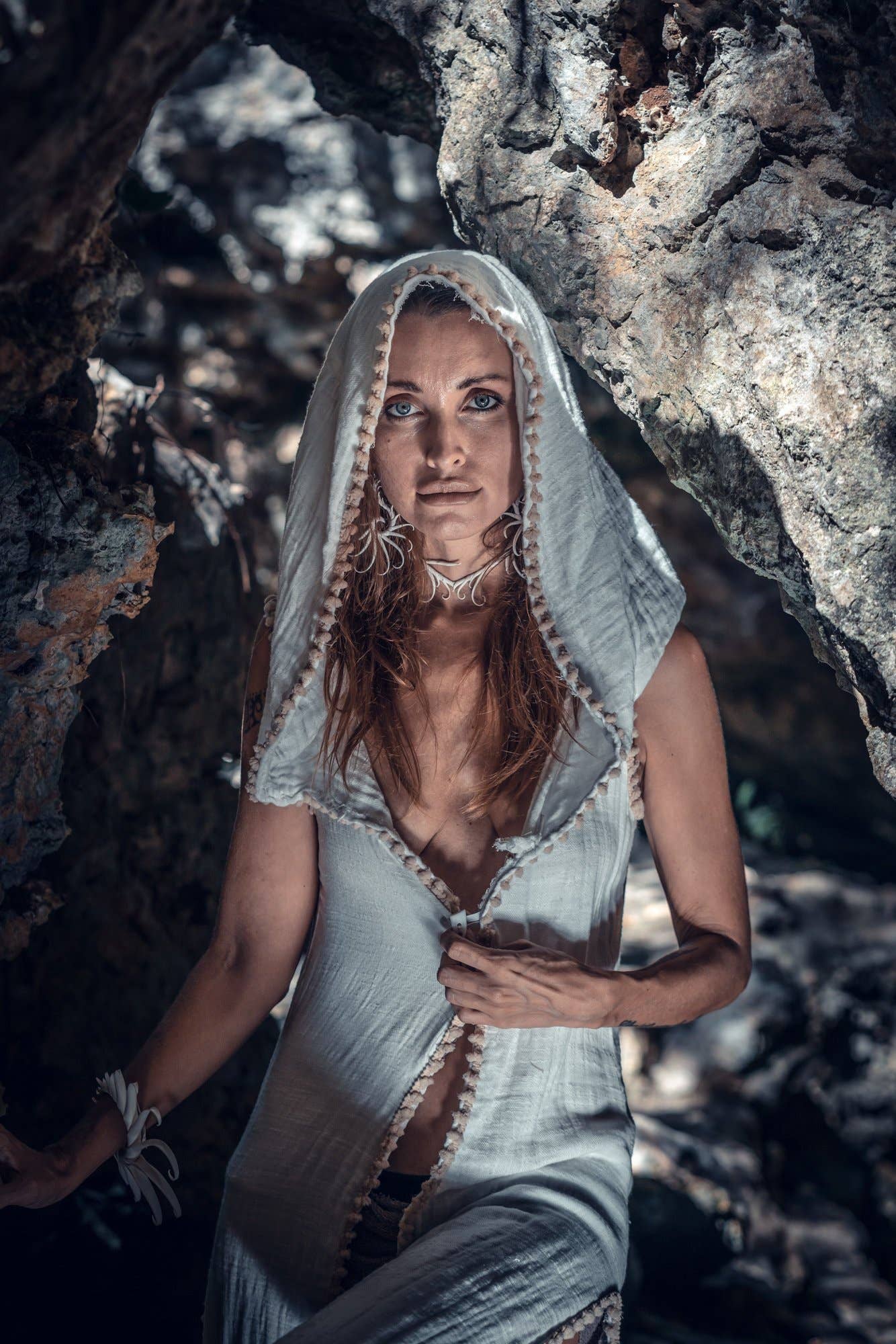 YOSHIZEN - Wholesale Robe - Women's - High Priestess Goddess Robe