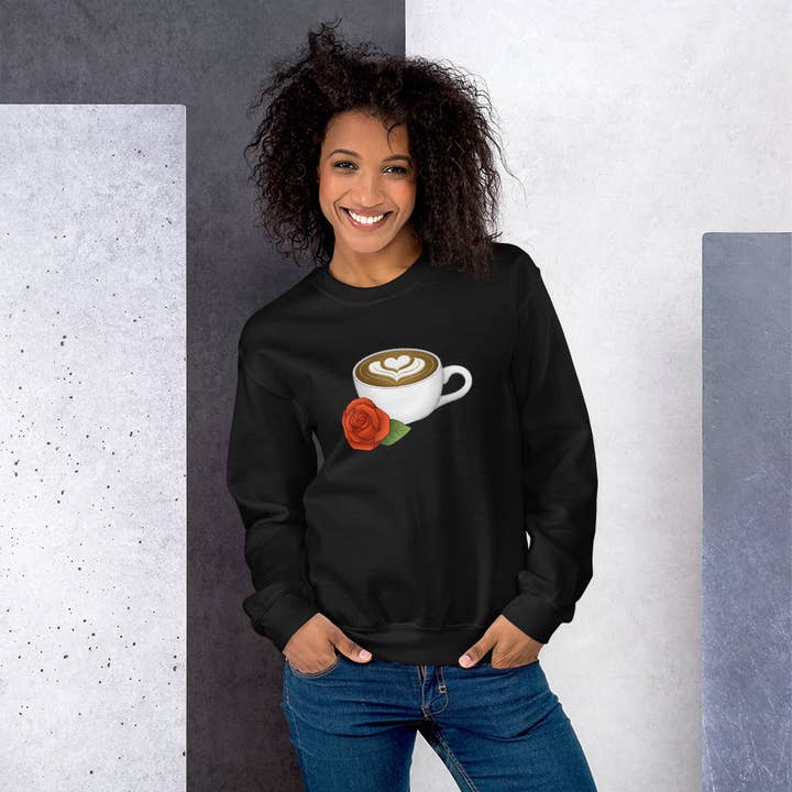 Sweat café et rose, chemise d'art fleur et café au lait, t-shirt d'illustration florale pour la vente par emilyckohl