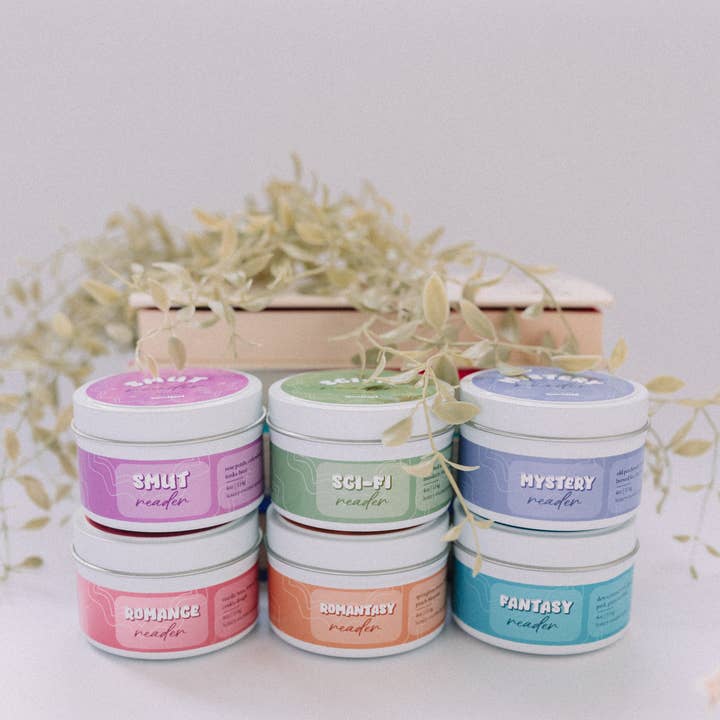 Bewick'd Studio - Wholesale Travel Candles - Romantasy Reader Candle - 4oz Book-Inspired Luxury Coconut Apricot Wax1