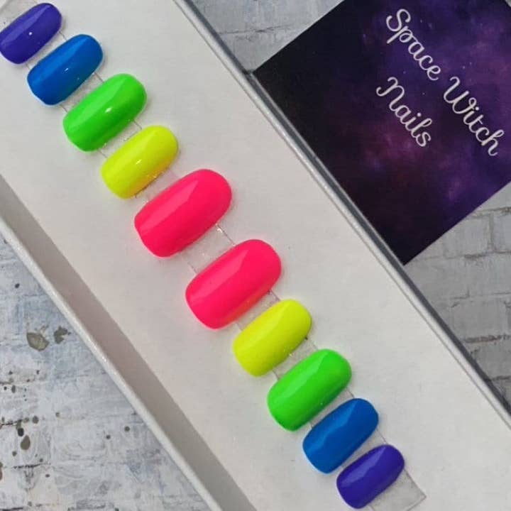 Space Witch Nails - Wholesale Press-On/Fake Nails - Tubular Neon 80s Rainbow Skittles Colorful Nails1