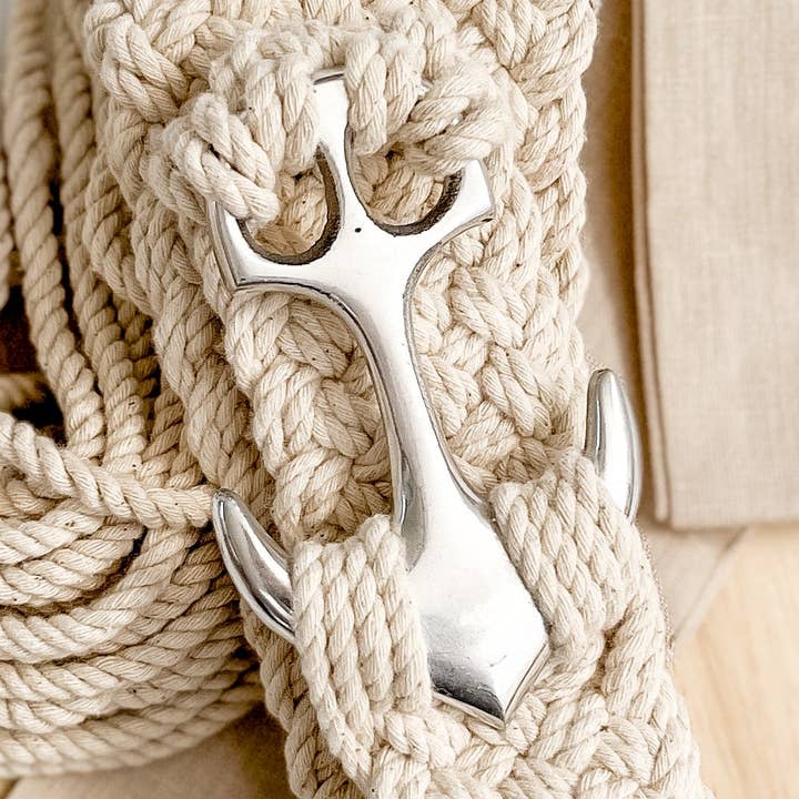 CREMEFARBENE NAUTISCHE KISSEN MIT ANKER für den Großhandel von The Cushion Accessory Co. Pty Ltd