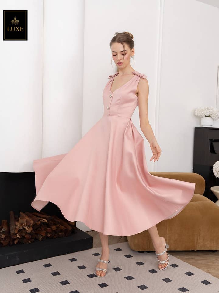 High Waisted Dress Embroidery Bow Tie for wholesale by AlexyDesings