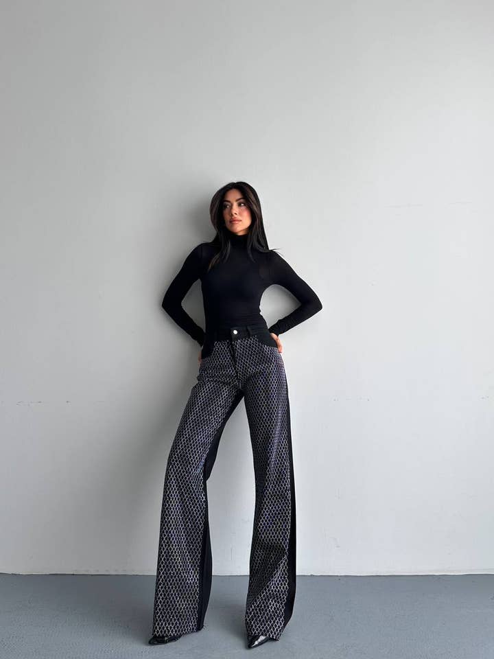 High-Waisted Rhinestone Wide-Leg women’s Black jeans for wholesale by Shebelle