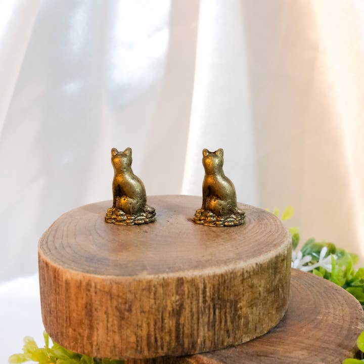 Karma Nepal Crafts - Wholesale Decorative Figurine - Handmade Mini Animal Brass Statue