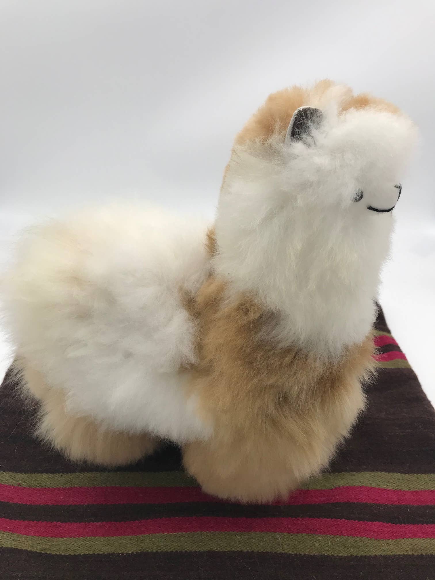 Blossom Inspirations – wholesale Fyllda/plyschleksaker - Barn och baby – Stående alpaca-leksak21