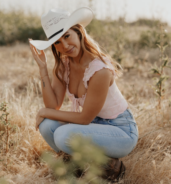 Creme Chapéu de Cowboy de Palha Ocidental - Estilo Bozeman | Tamanho Aberto 12 para venda a revendedores na Faire4