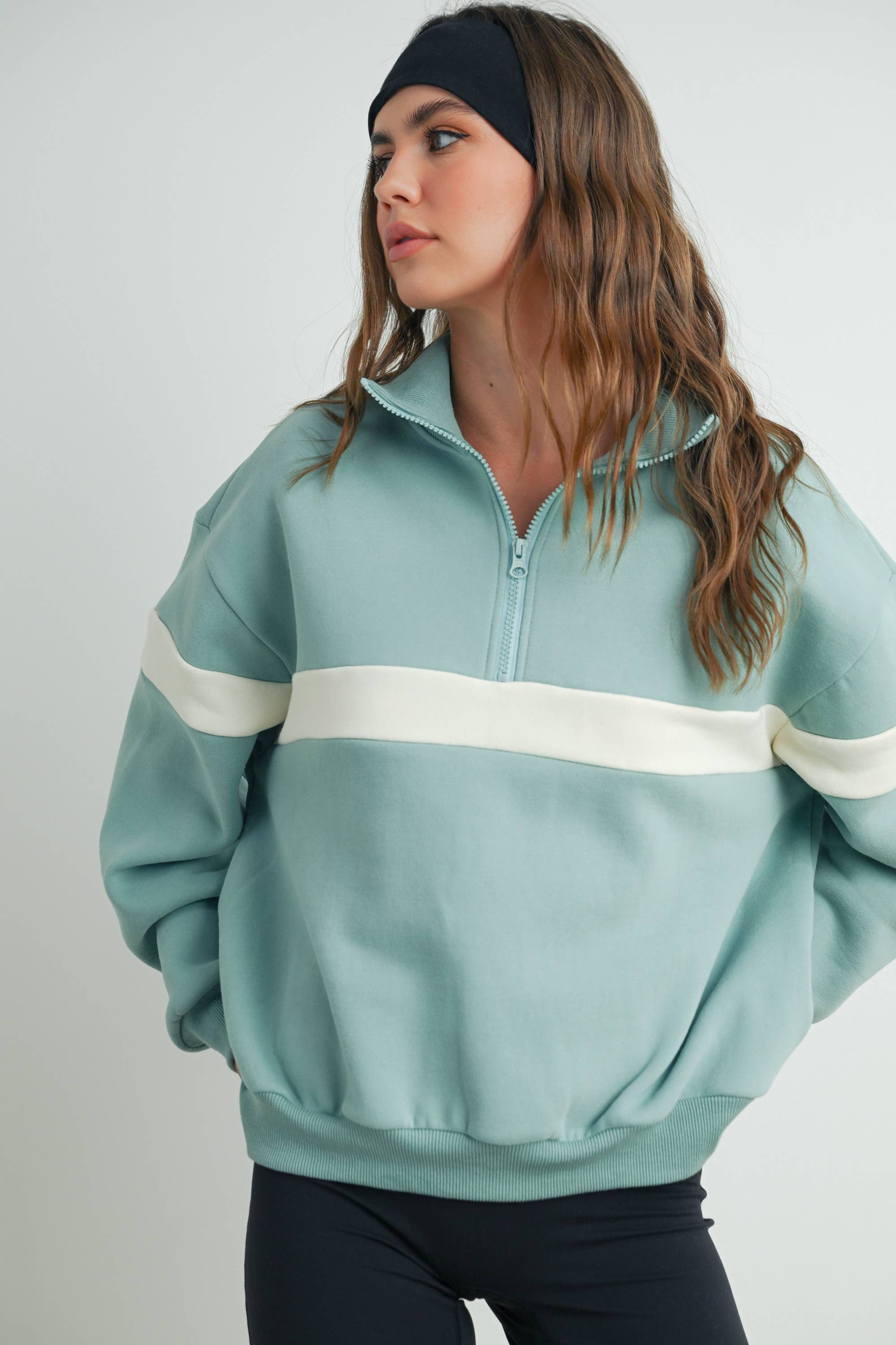 BUTTERMELON - Wholesale Sweatshirt - Women's - Two-Toned Half Zip Collar Sweatshirt - BMT753560