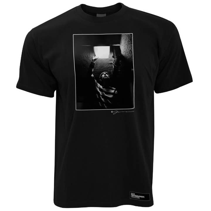 Bobby Gillespie, kontrastreiches s/w-Porträt (JB) Herren T-Shirt für den Großhandel von Rock Photographers Collective