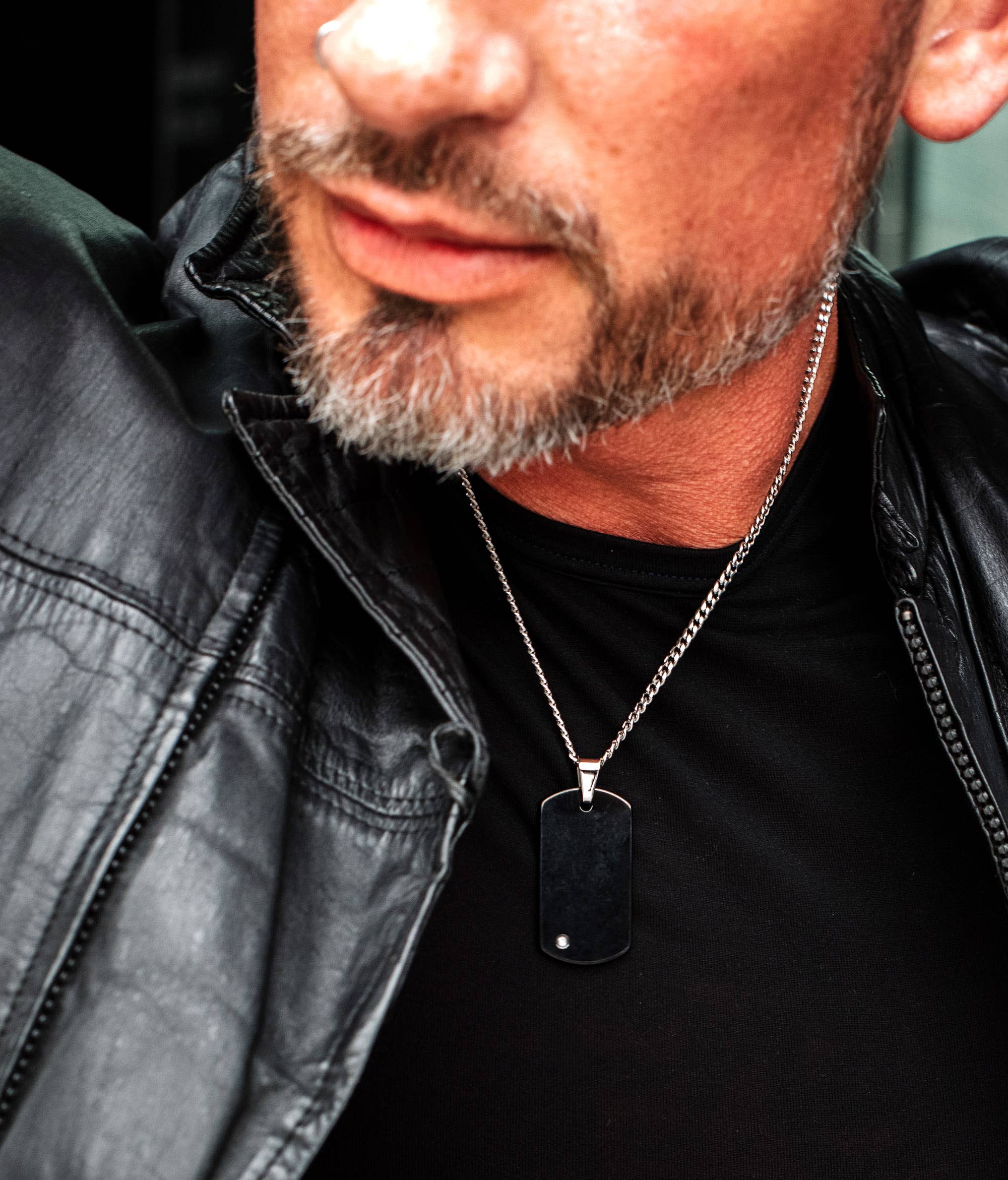 West Coast Jewelry - Vente Colliers à pendentif - Pendentif pour chien en tungstène avec accent diamant pour homme7