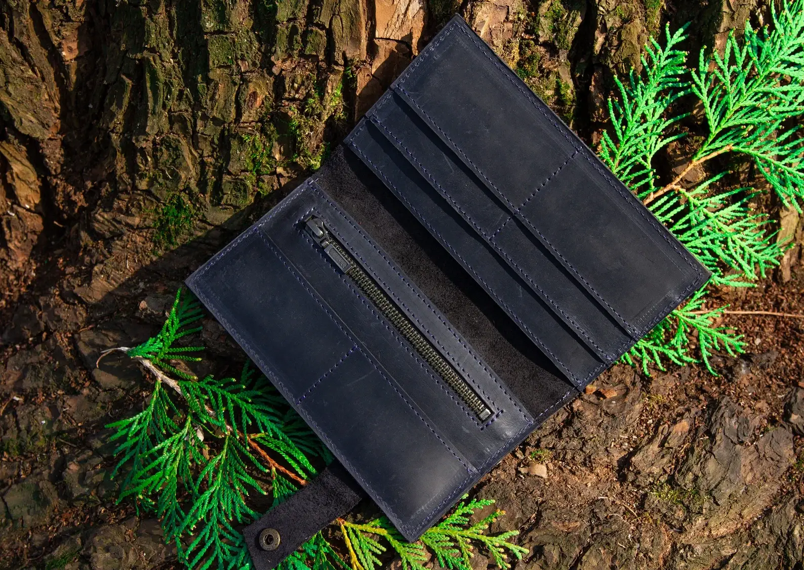 Pikore - Vendita all'ingrosso Portafogli - Uomo - Portafoglio lungo in pelle4