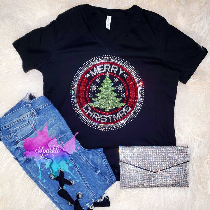 Joy Christmas Tree Hotfix Transfer Design uniquement pour la vente par Crystallized by Sparkle