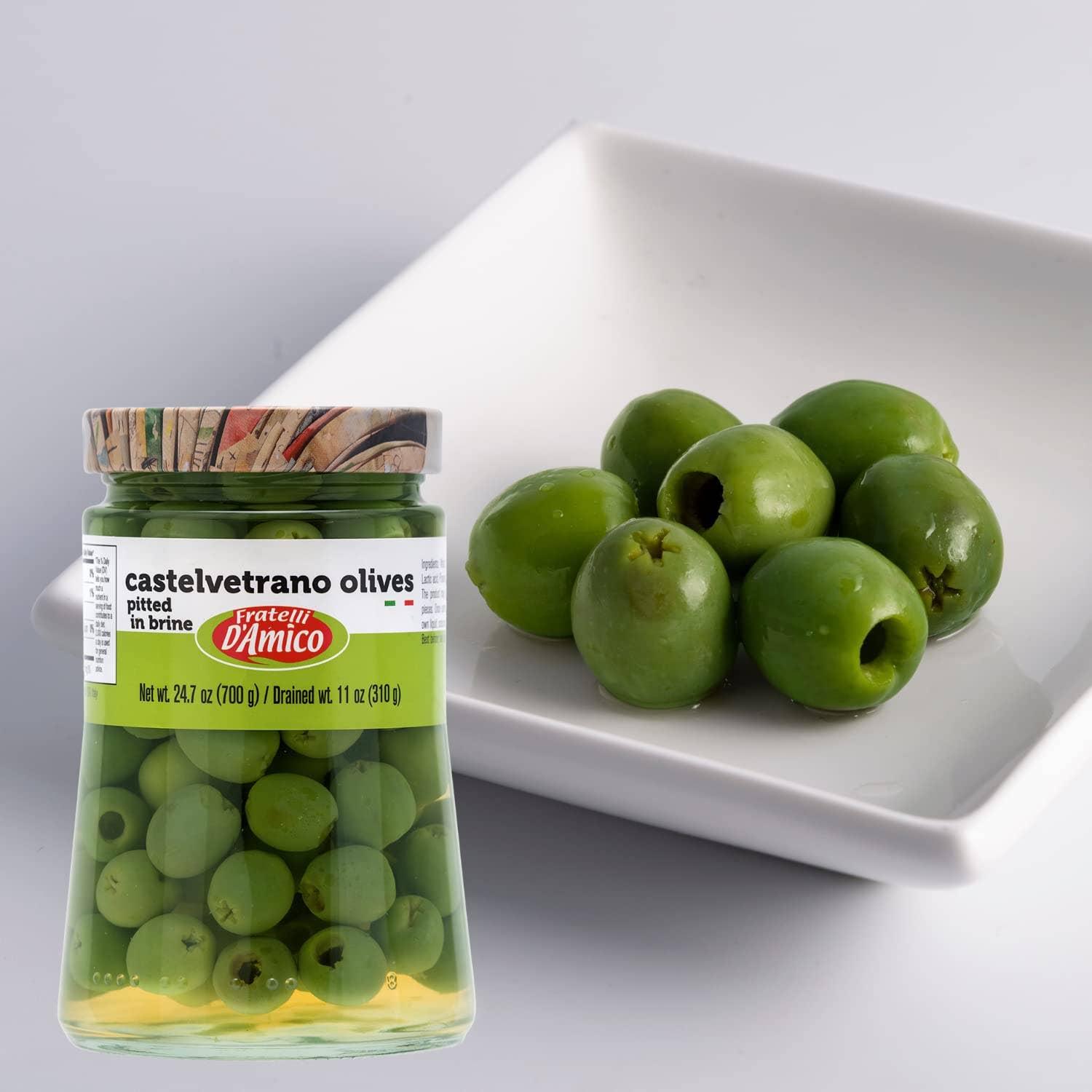 Wholesale Italian Food - Wholesale Olives - Fratelli D'Amico, Castelvetrano olive (Pitted), Family-Size . 24oz, (700 g)2