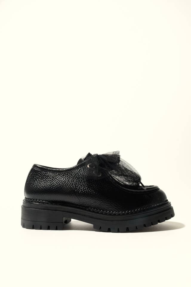 KMB Shoes - Wholesale Casual Shoes - Kids - ODDA BLACK- Chunky Sole Wallabee Shoes with Tulle Laces