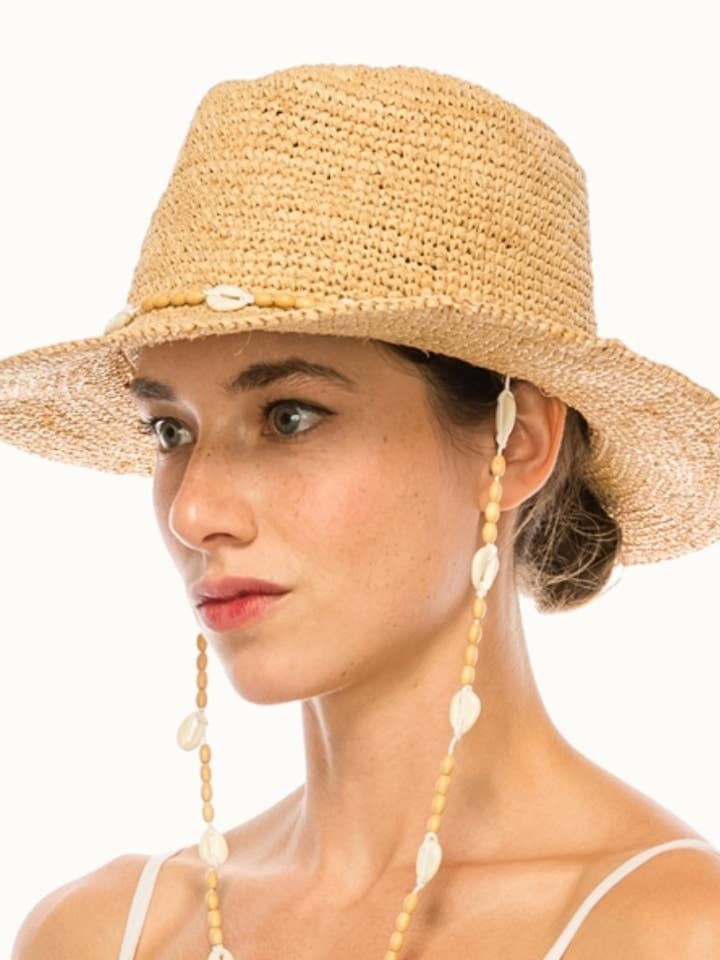 Raffiahalm Virkad Solhatt med Snäckskals Hakrem, Justerbar för wholesale av Olive & Pique