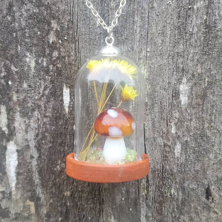 Stor Aura Dome med Champignon Charme, Gul Stjerne blomster og Peridot for engroshandel hos Lovely Trinkets