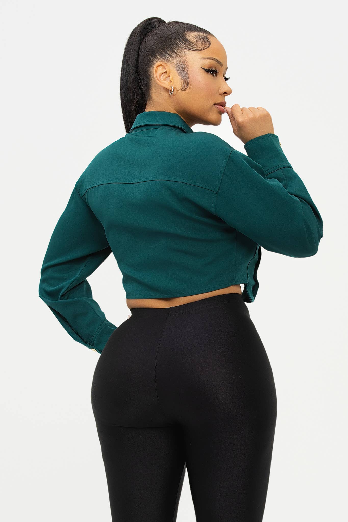 Julia by LoveJ - Vente Chemise à col boutonné – femme - Haut à boutons devant avec poches surdimensionnées2