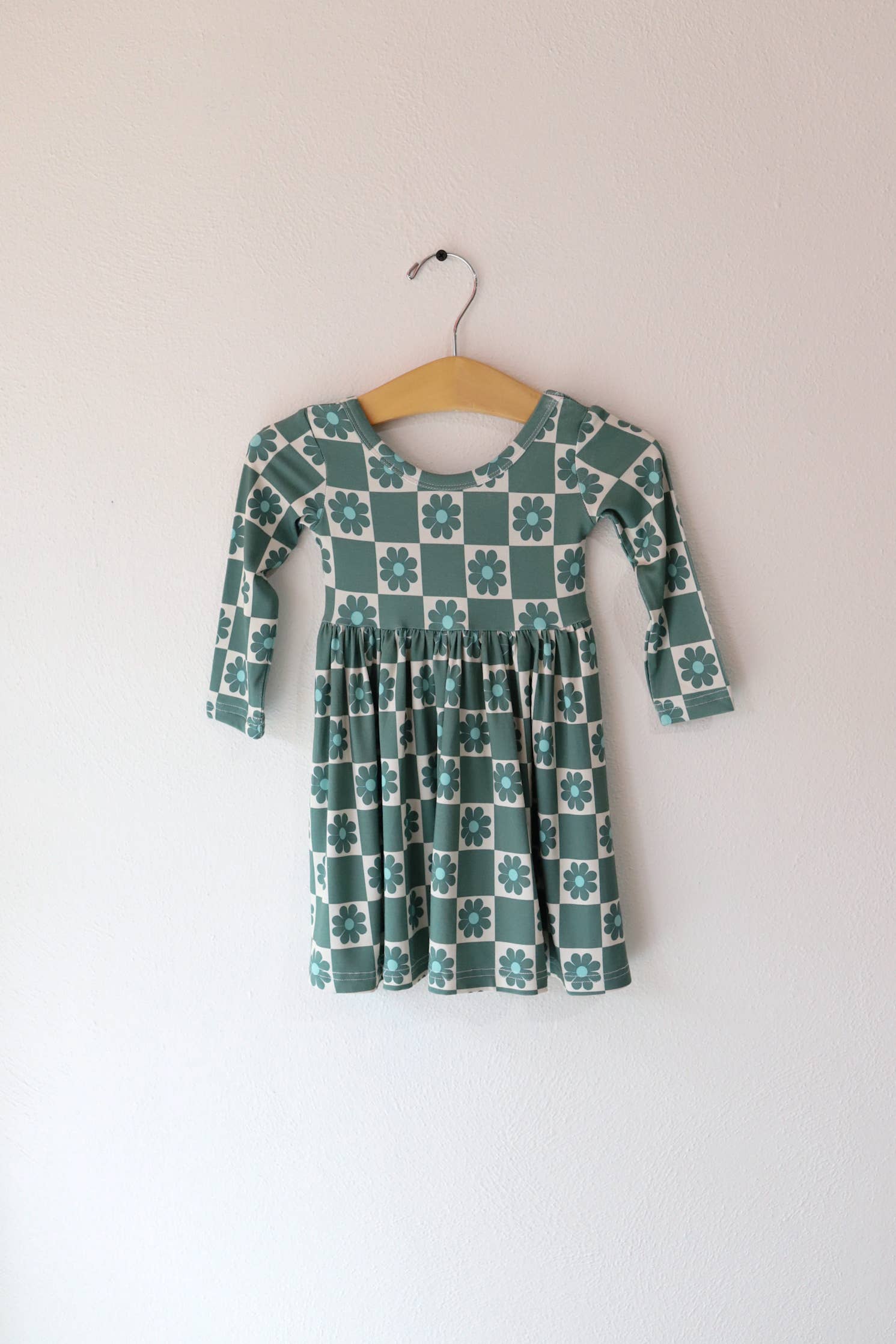 Polished Prints – wholesale Klänning – Barn – Rutig klänning, flickkläder, våren 2025, småbarnsklänning4