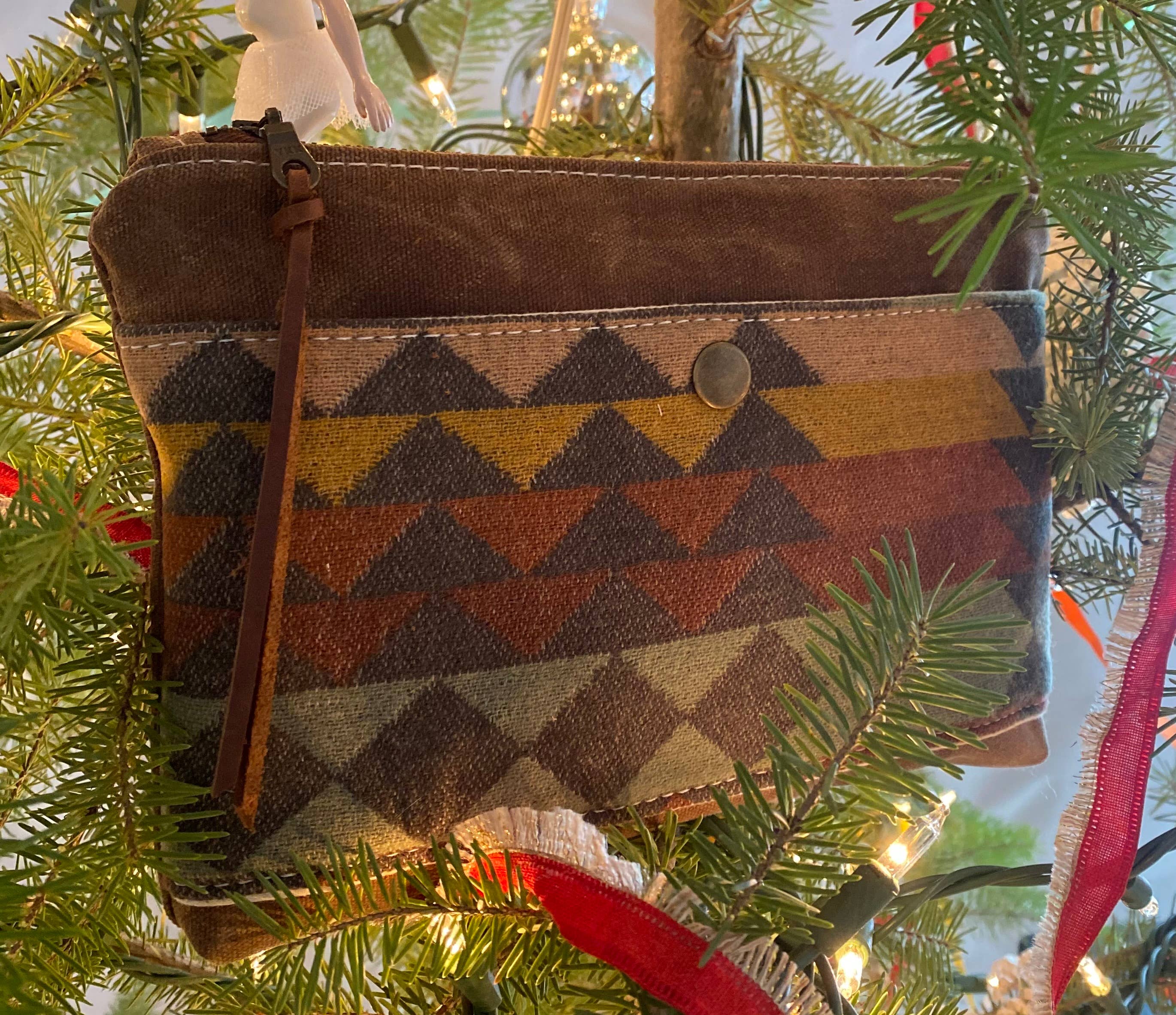 Lark & Moon - Wholesale Clutch Bag - Women's - Kinnikinnick Clutch - featuring Pendleton® Wool0