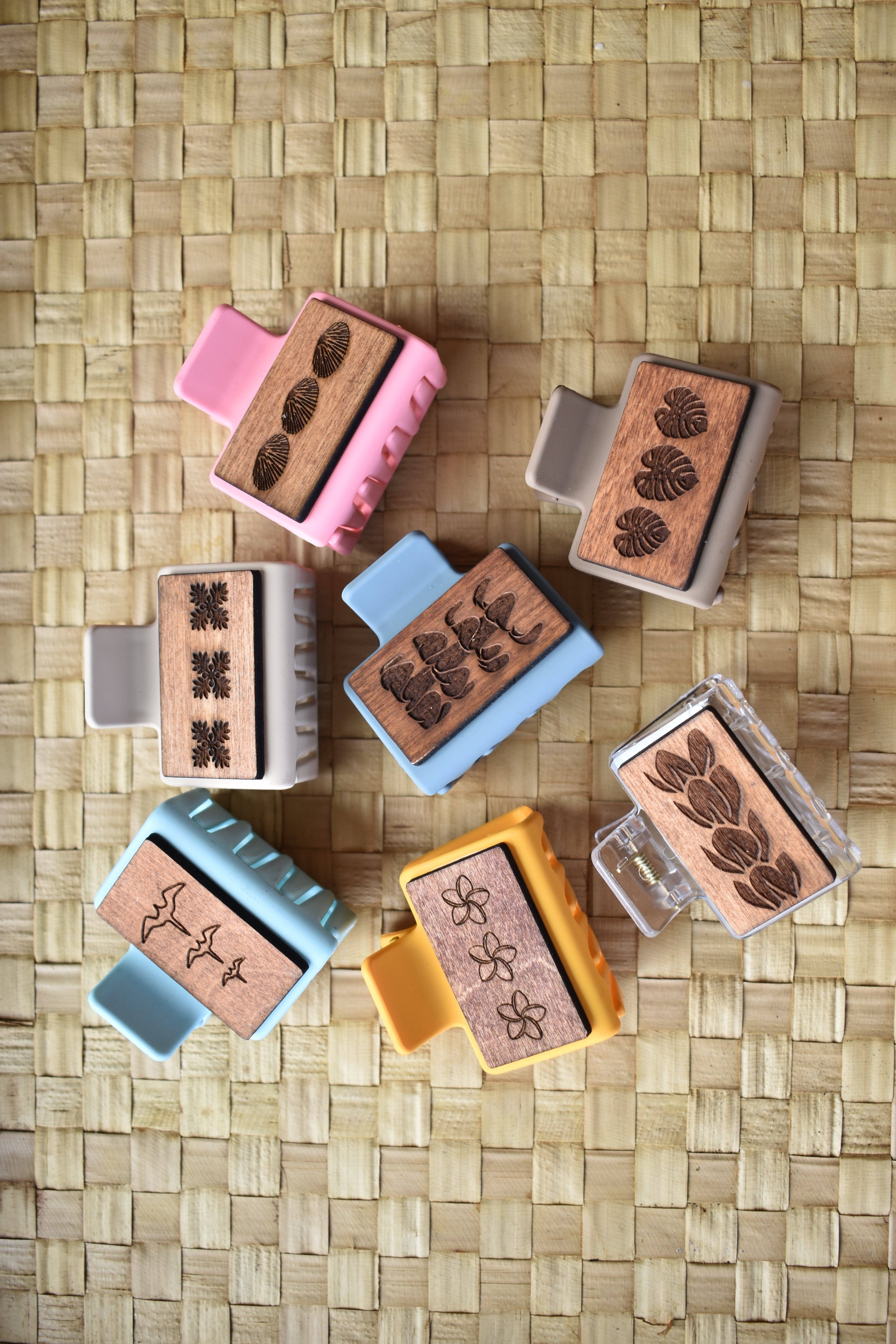 Revel Sun Hawai'i – wholesale Hair clip – Women’s – Mini Handmade Wood Engraved Hair Clip1