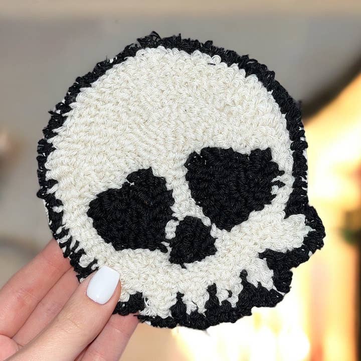 Posavasos para Coche con Diseño de Ojos de Corazón y Calavera para venta al por mayor de Sip n' Style Shop Co.