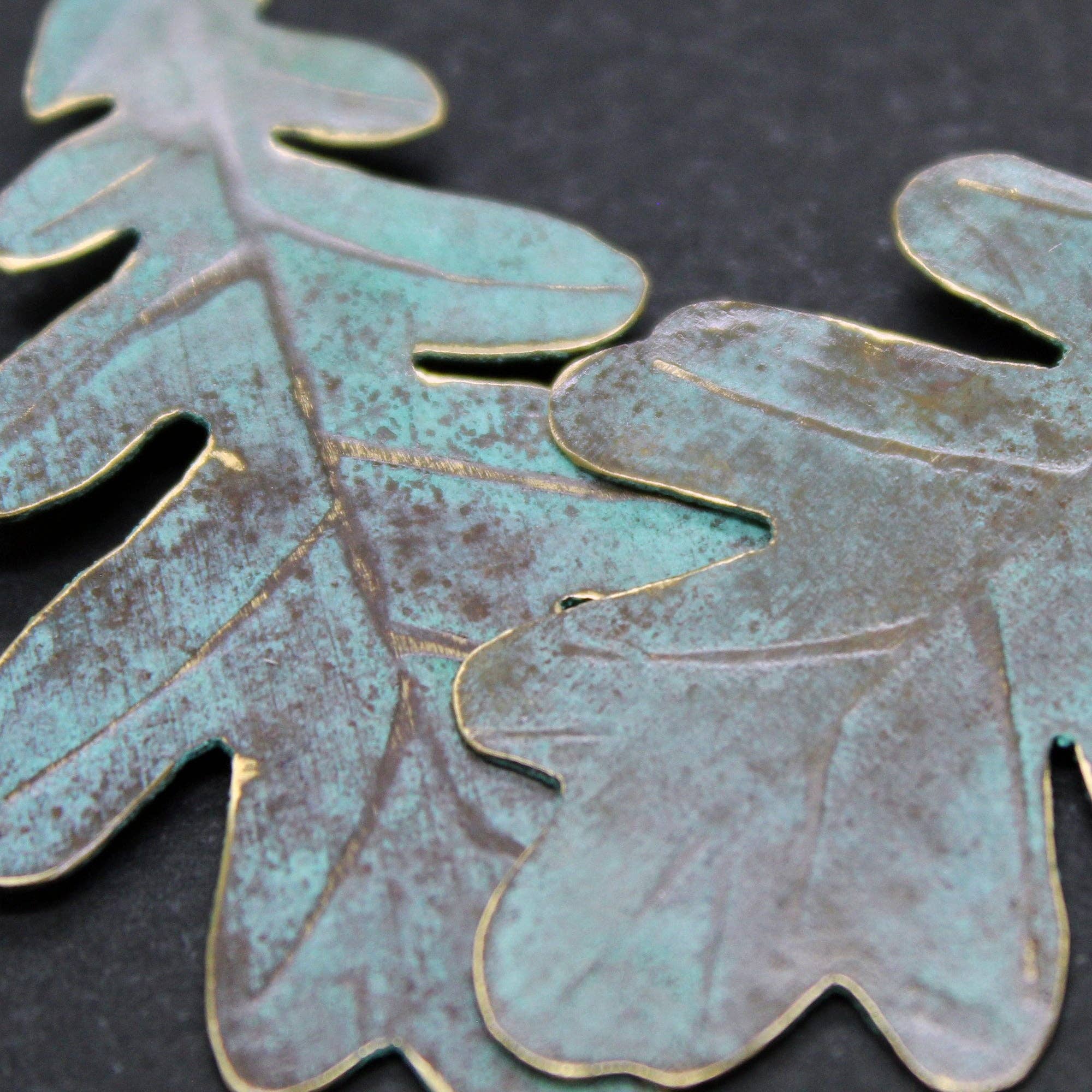 Plataica - Wholesale Dangle Earrings - Oak leaf earrings in brass and 925 silver with green patina2