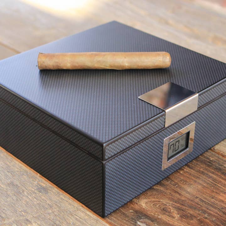 Case Elegance – Großhandel Humidor/Zigarrenzubehör – Kingston Kohlefaser-Humidor7