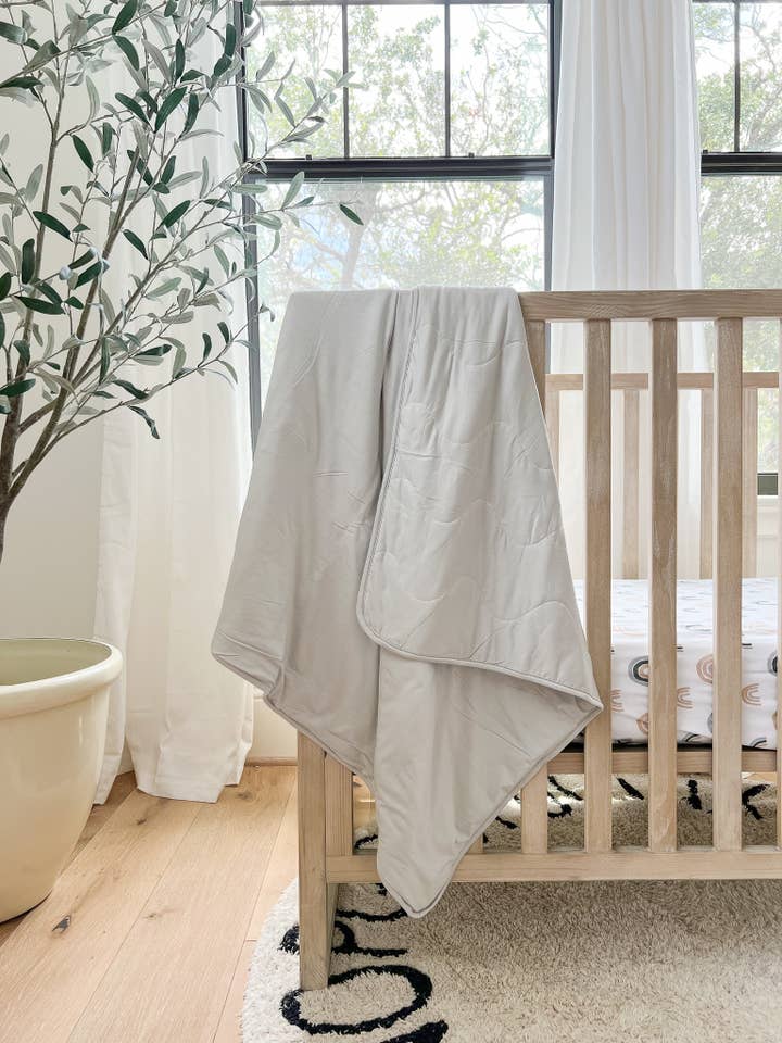 NODNAL Co. - Wholesale Bedding Blanket - Kids & Baby - Bamboo Quilted Blanket in Tidewater4